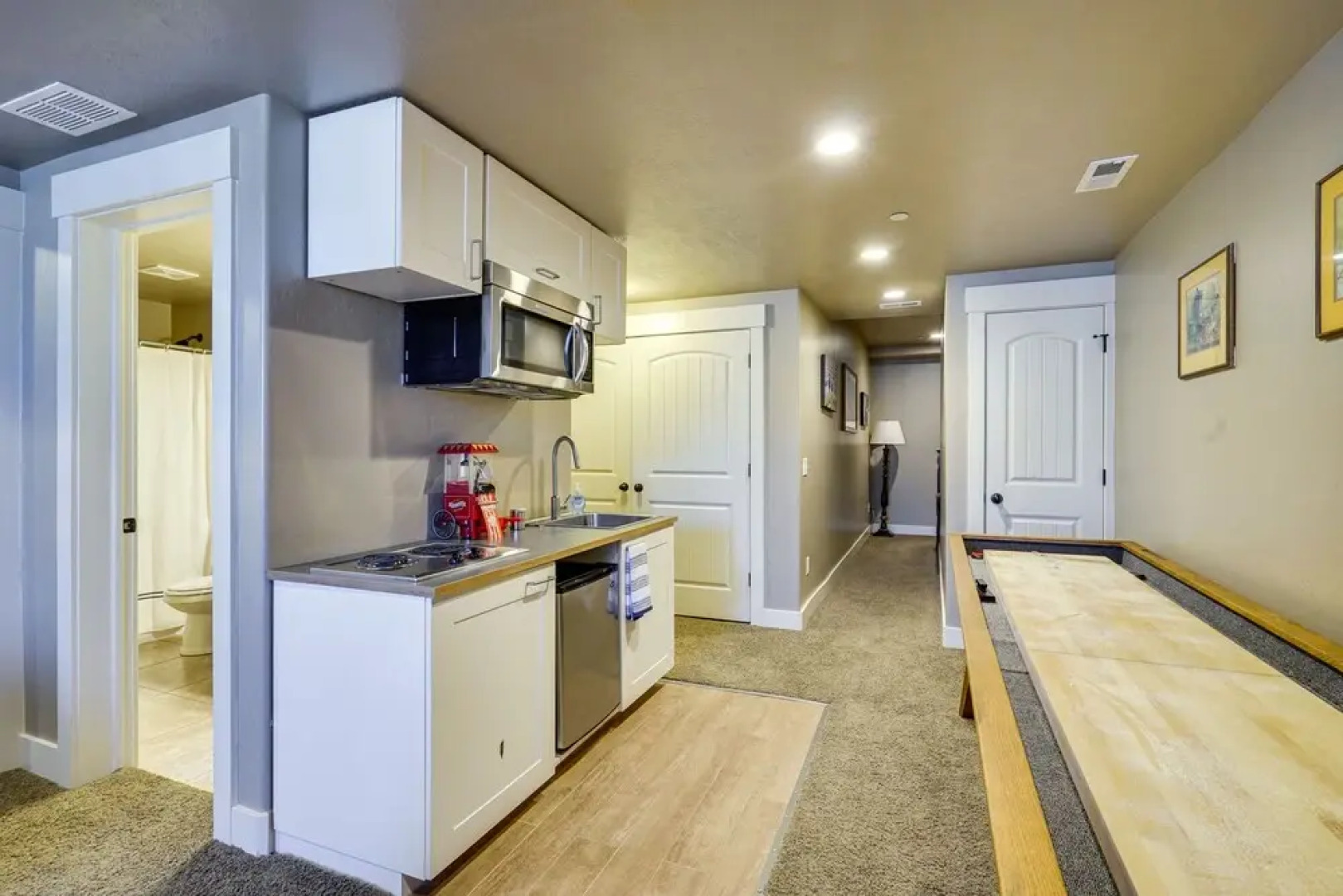 Townhome w/ Outdoor Pool Access: 6 Mi to Park City
