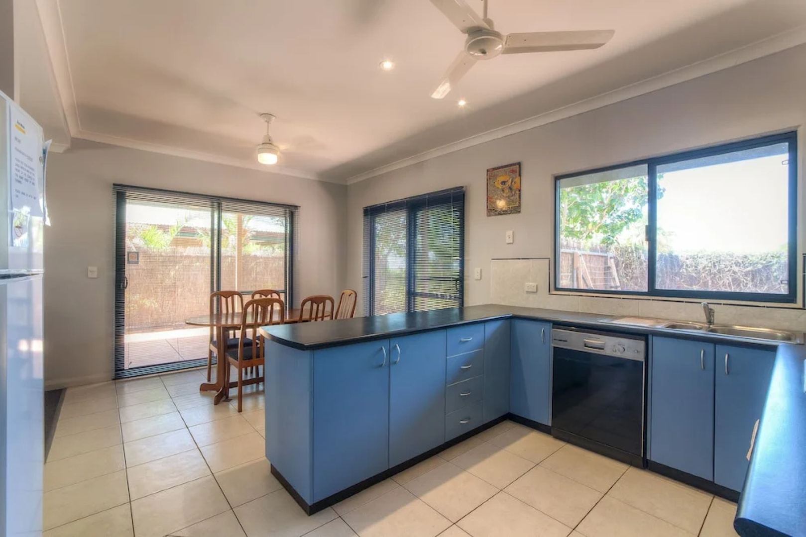 Ningaloo Breeze Villa 4
