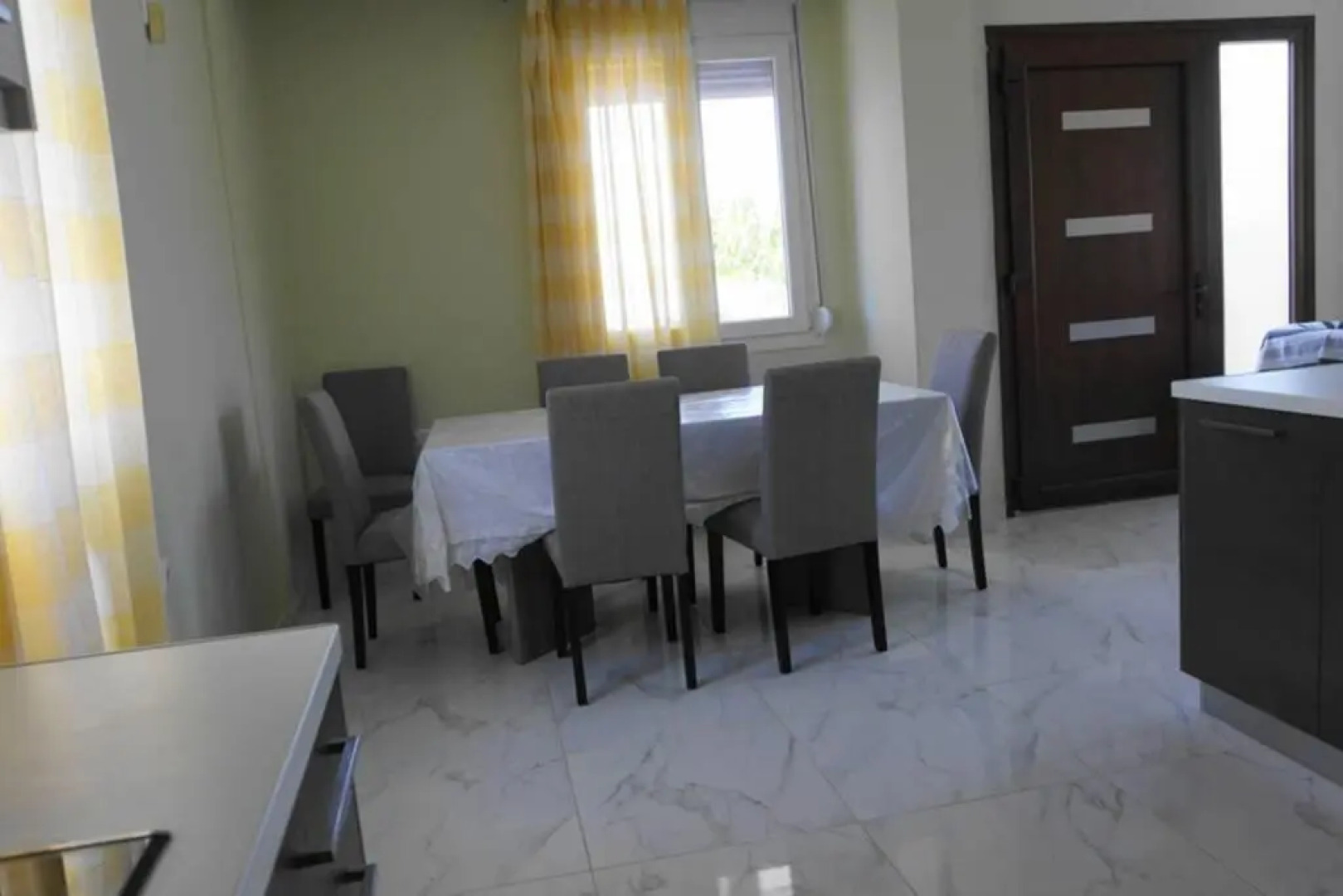 Beachfront apartment in keratokampos