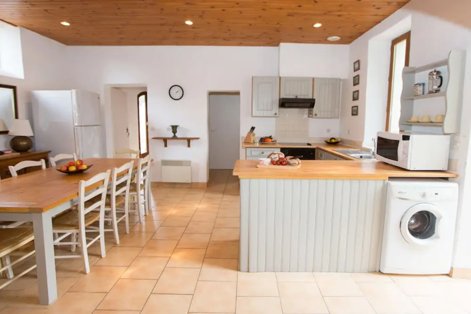 Charming Rustic Coach House