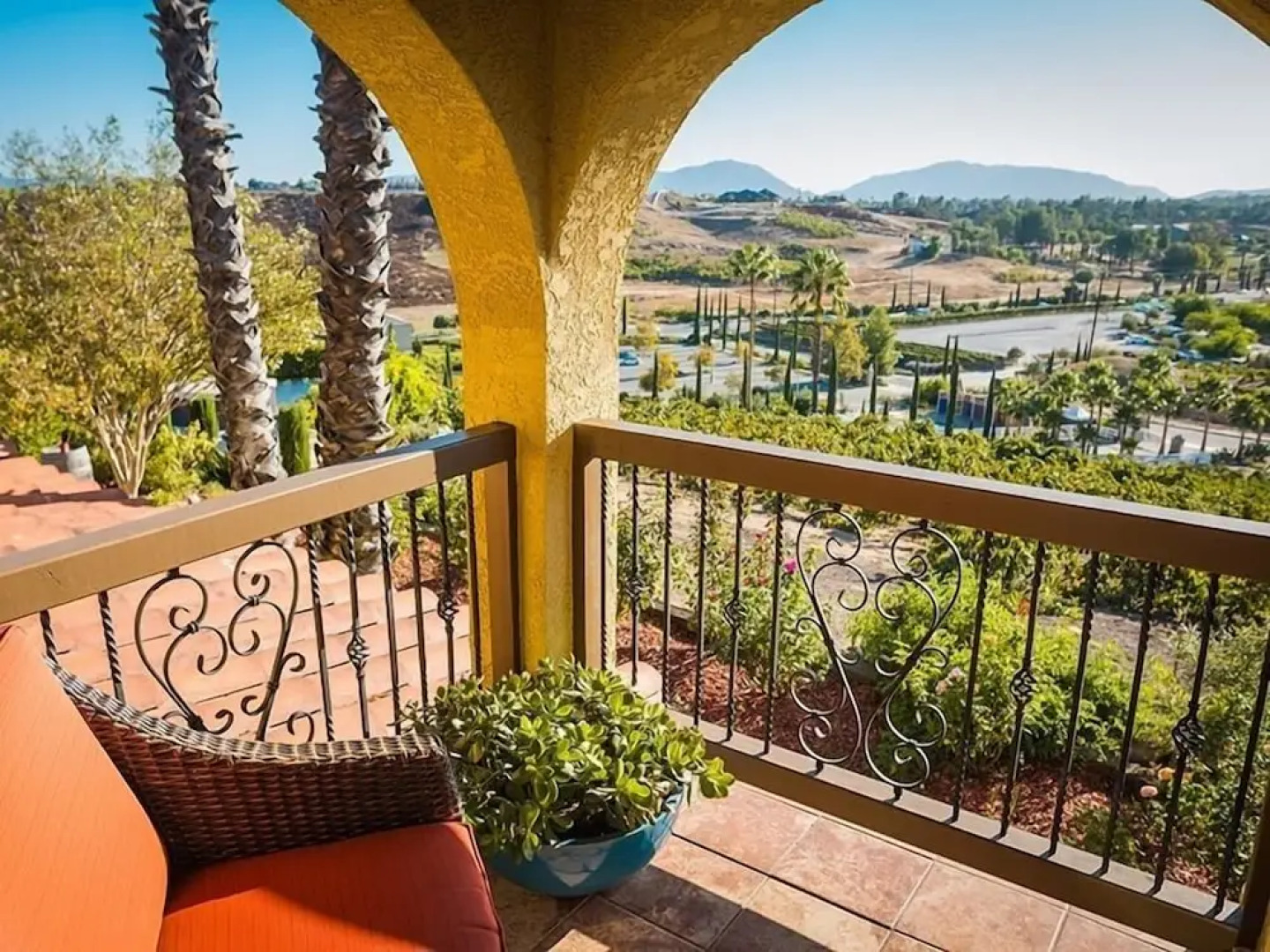 Europa Village Wineries & Resort