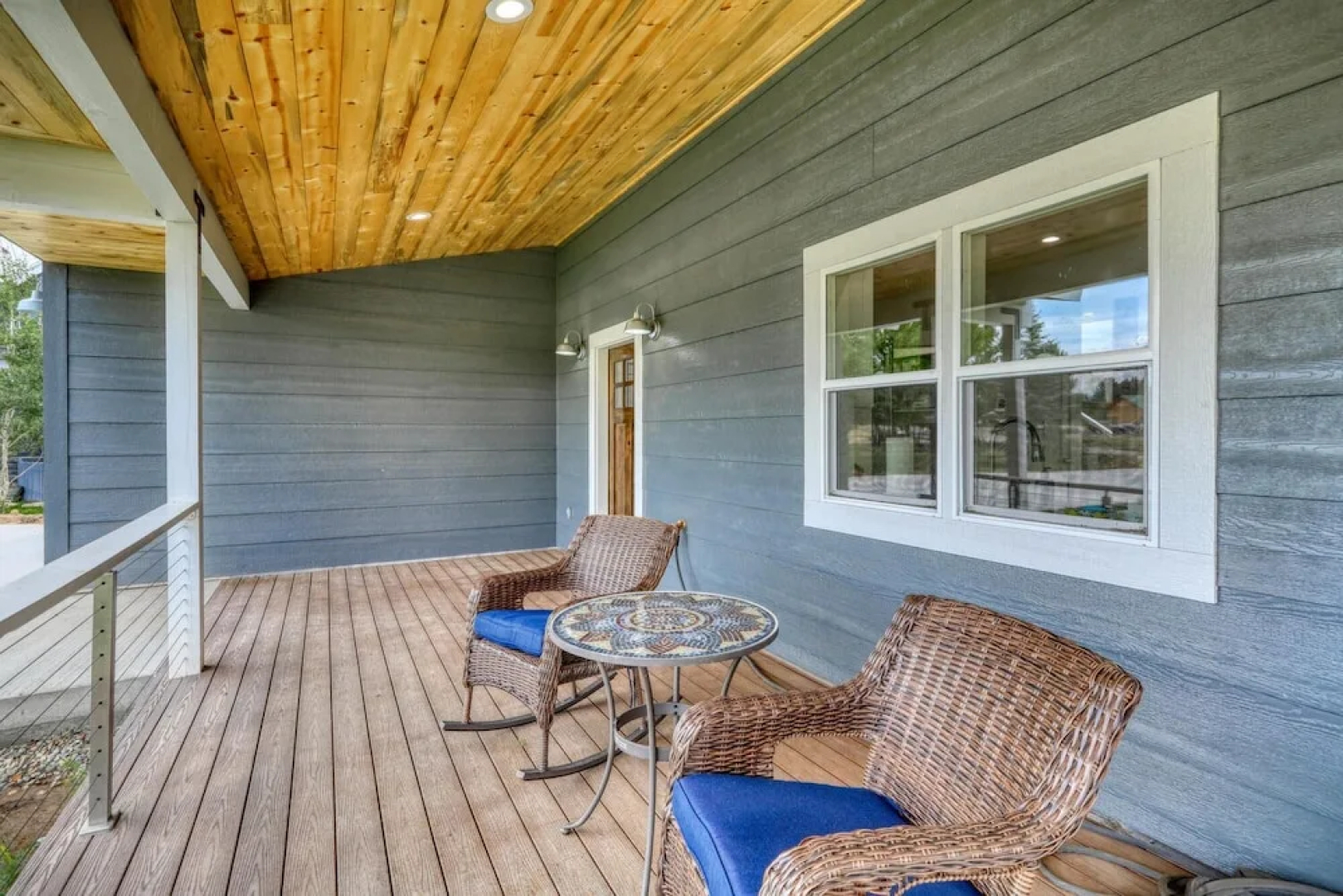 New Tranquil Village Lake Retreat