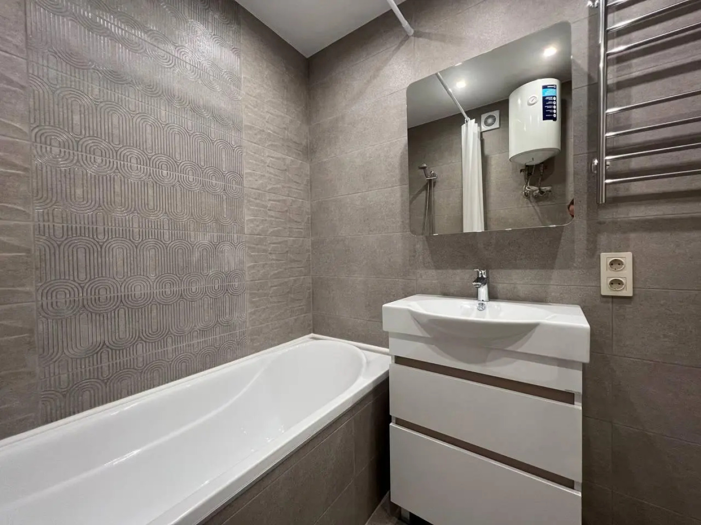 EasyRent Тухачевского,84