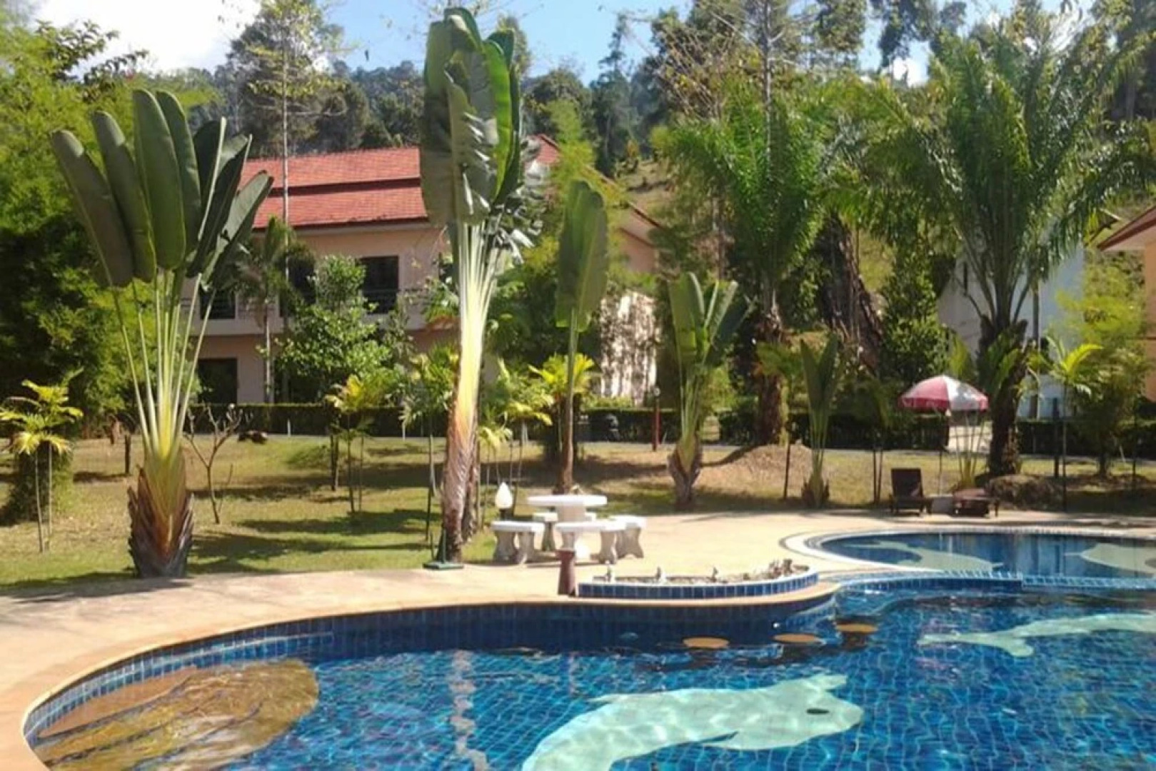 Golden Cliff Beach Resort (SHA Extra Plus)