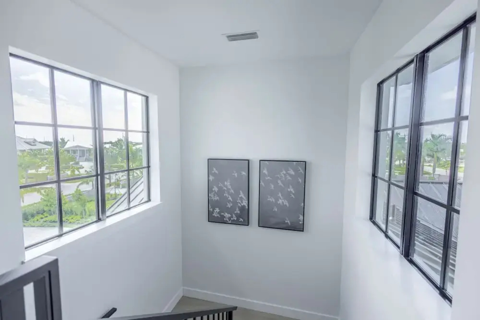 Brand New Catchlight House With Private Pool