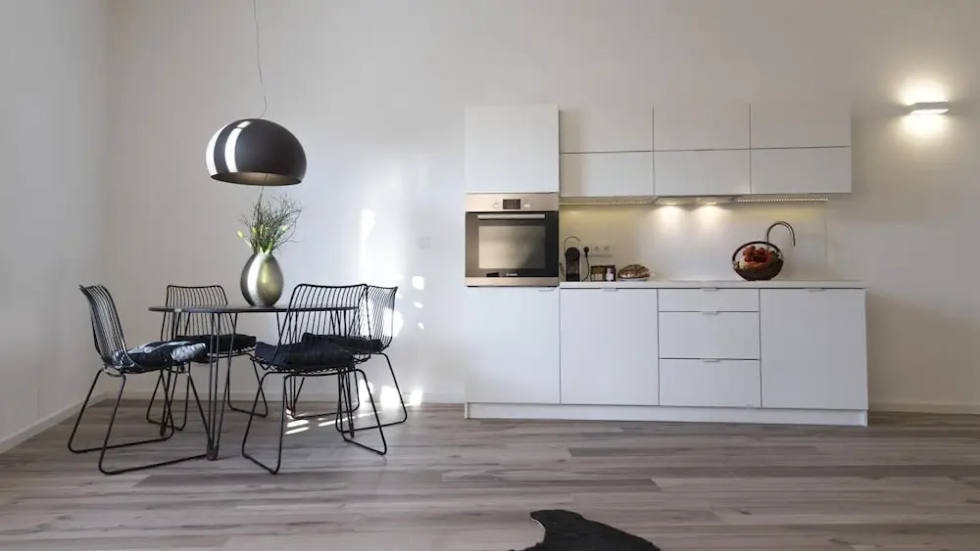 Superior Apartment in the City Centre of Krems With View