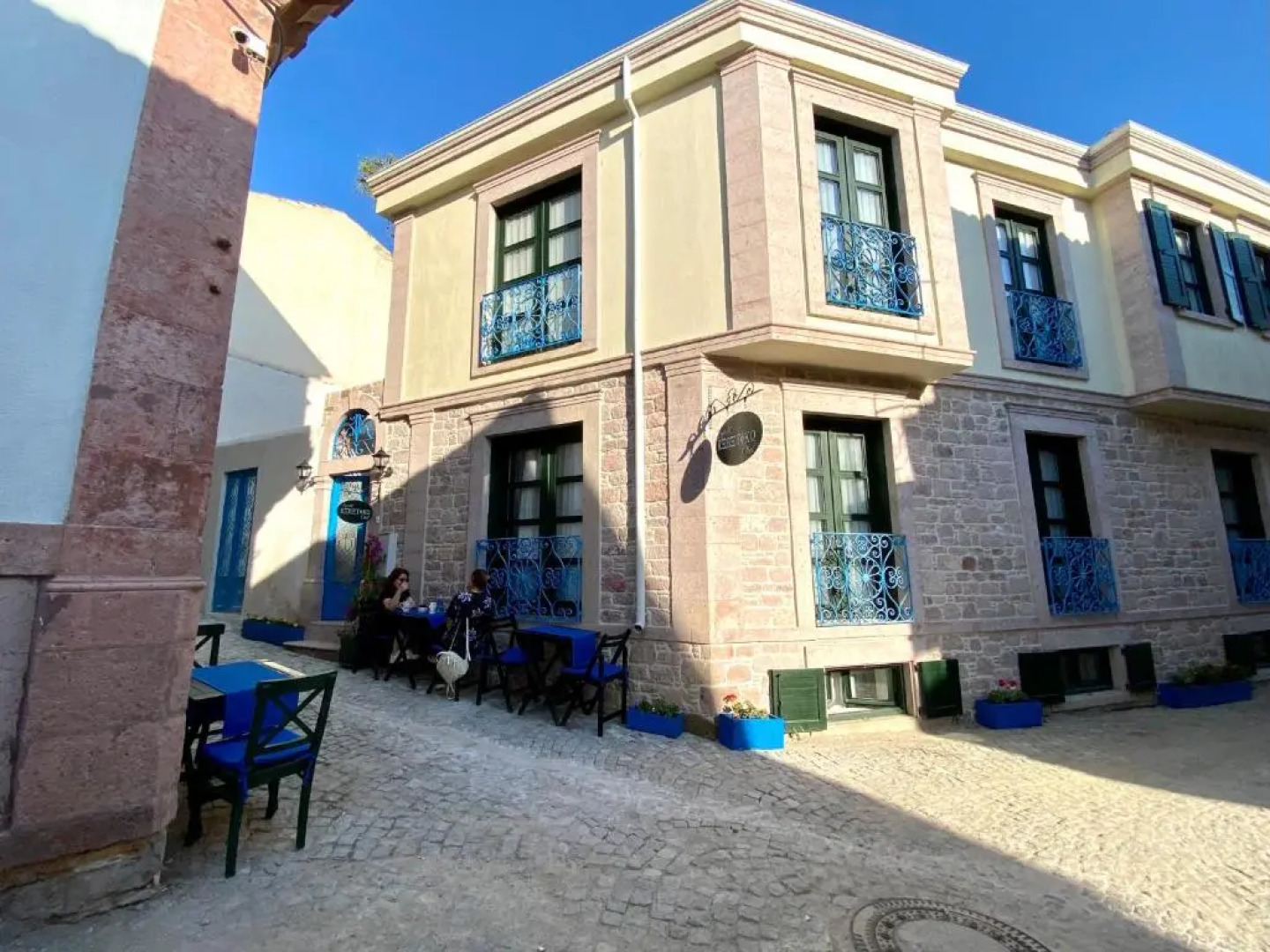 Ayvalik Rebetiko Otel