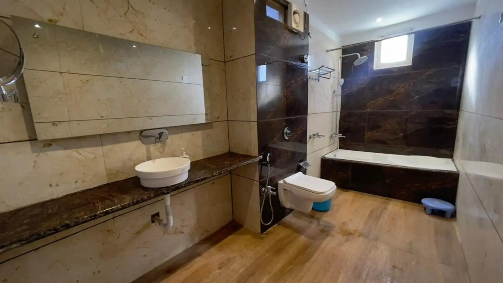 OYO 29062 Hotel Alankar Greens