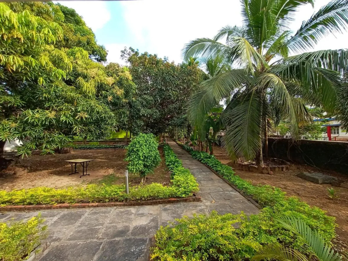 Sunnys Serenity Resort