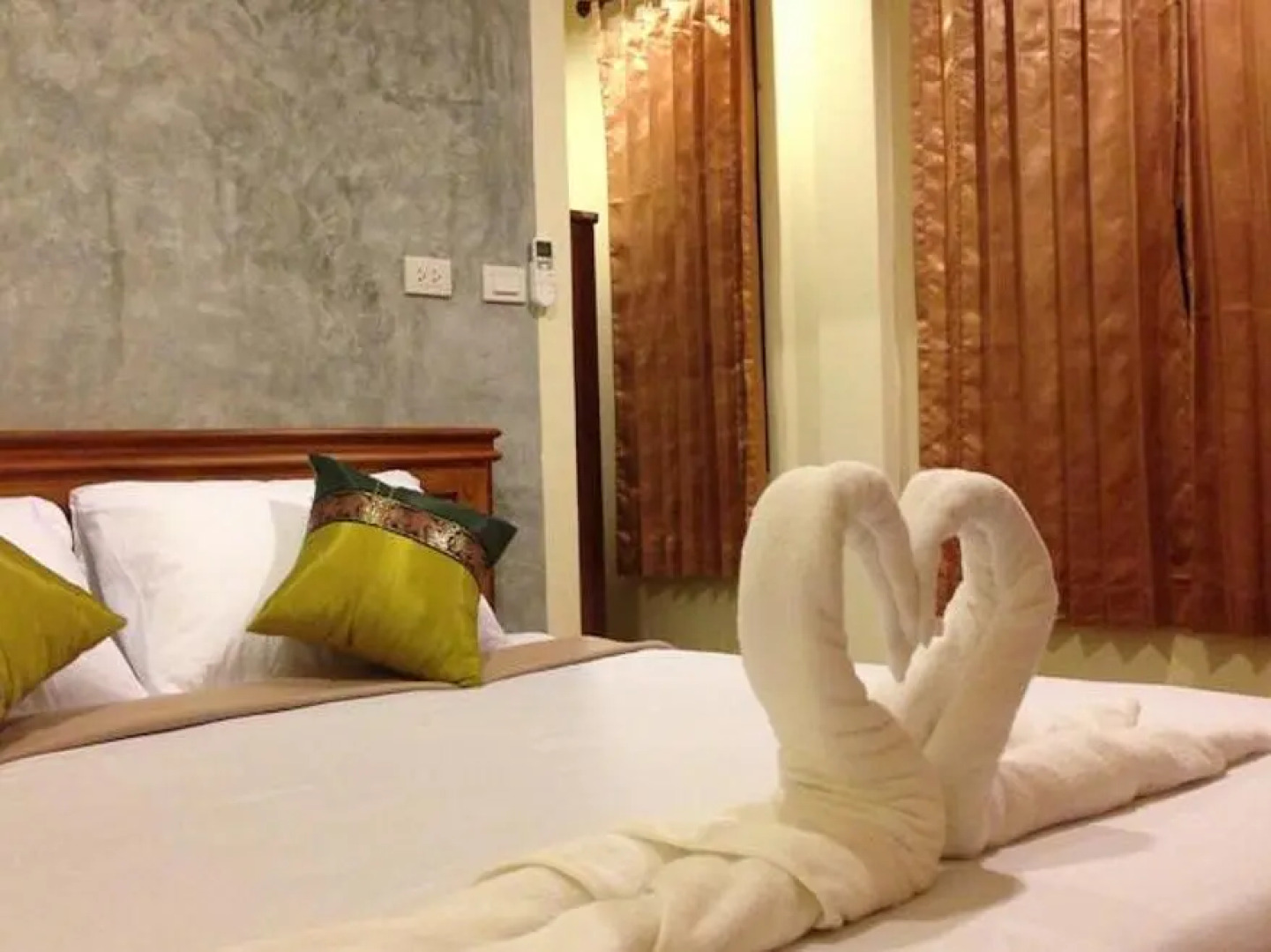 Seaview Rainbow Bungalow