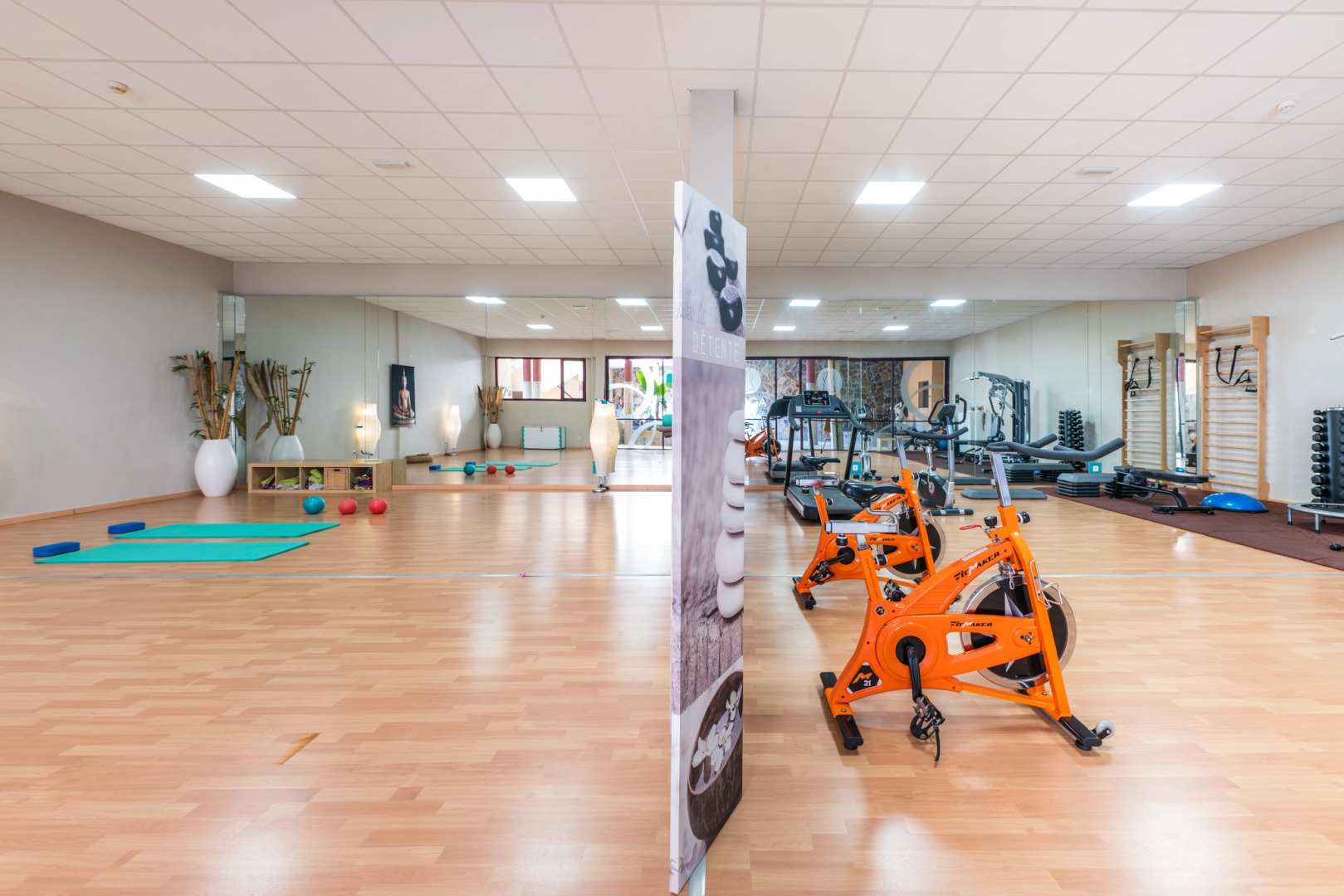 Esmeralda Maris by Livvo Hotel