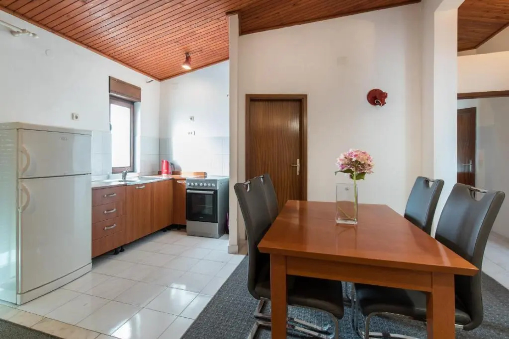 Beach Guesthouse Mediteran