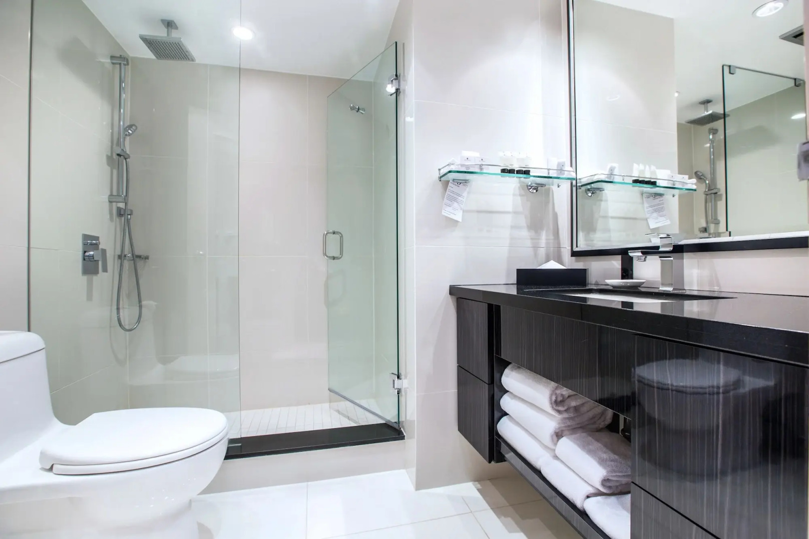 Granville Island Hotel