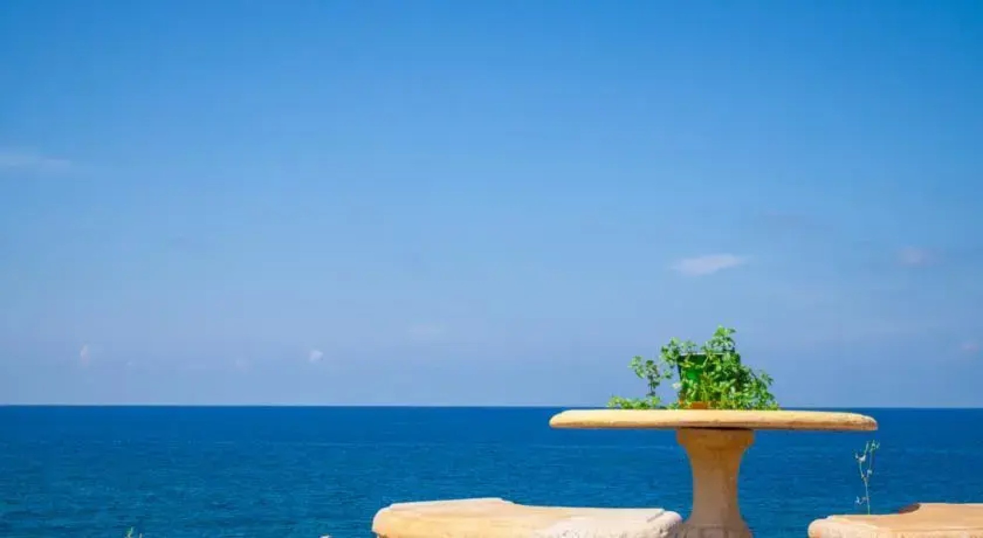 Lili Sea Front House