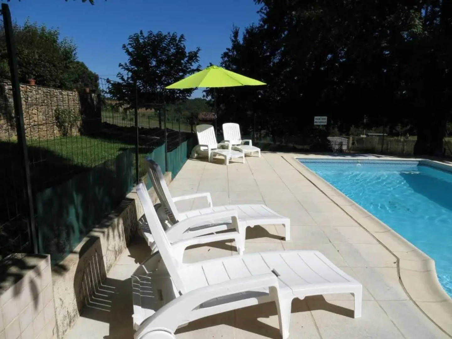 Gîte Saint-Avit-Sénieur, 4 pièces, 6 personnes - FR-1-616-104