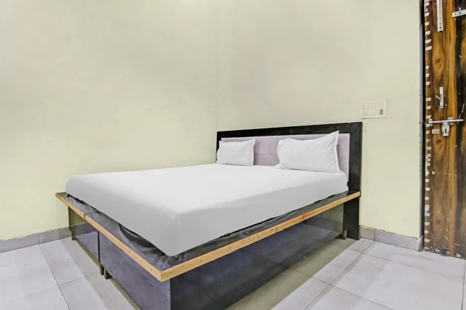 Oyo Flagship 703738 Hotel Prince In