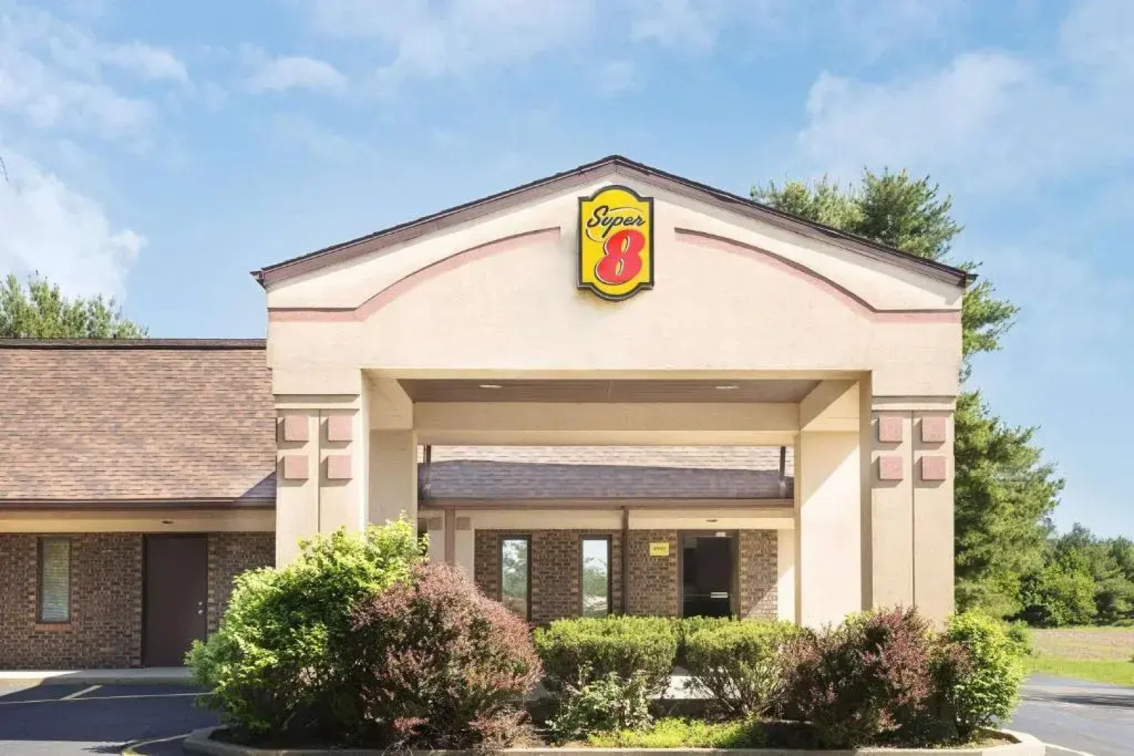 Super 8 Taylorville IL