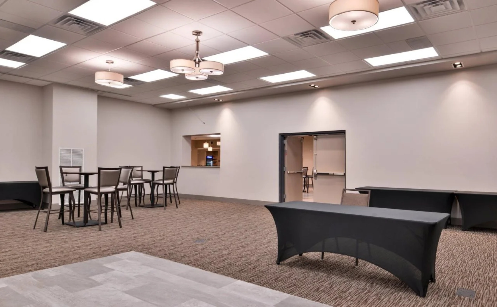 Country Inn & Suites by Radisson, Ft. Atkinson, WI