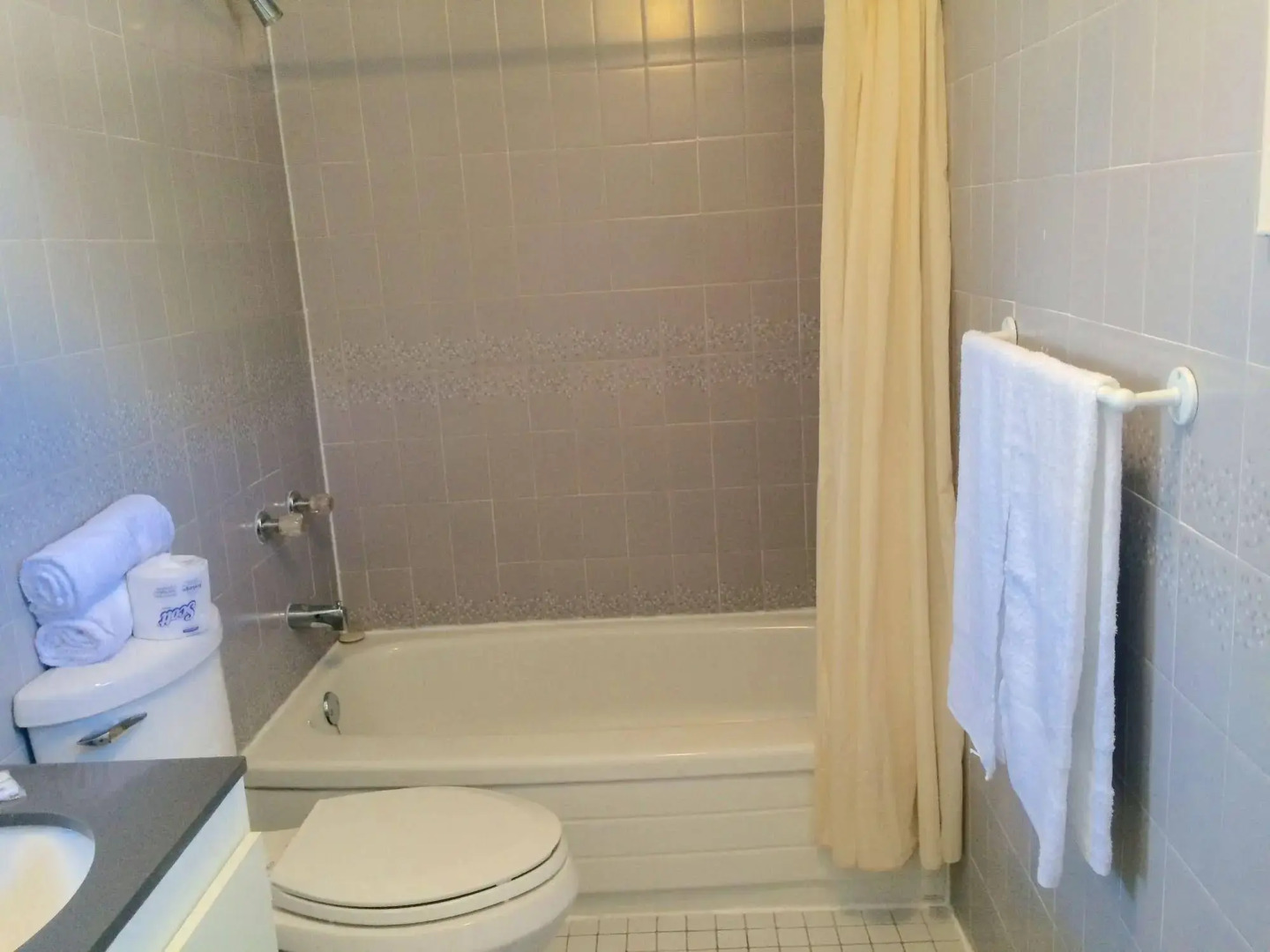 E-Lodge Near The Falls