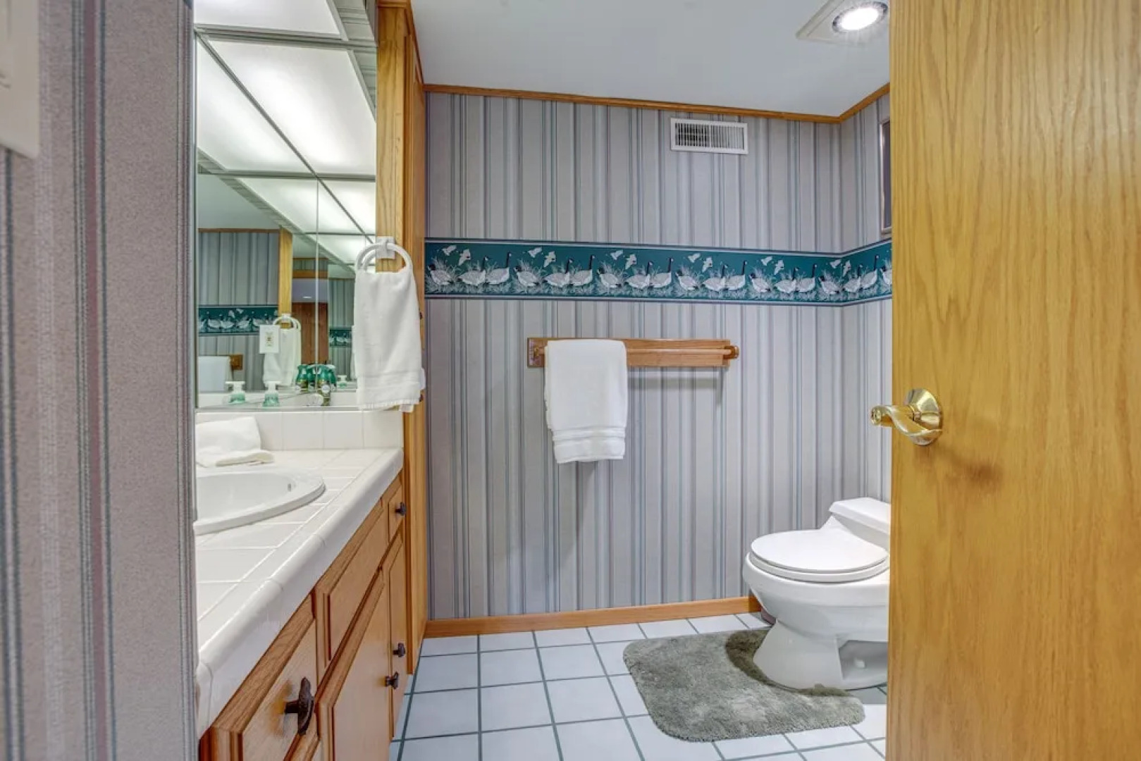 Close to Trails: Family-friendly Stateline Home!