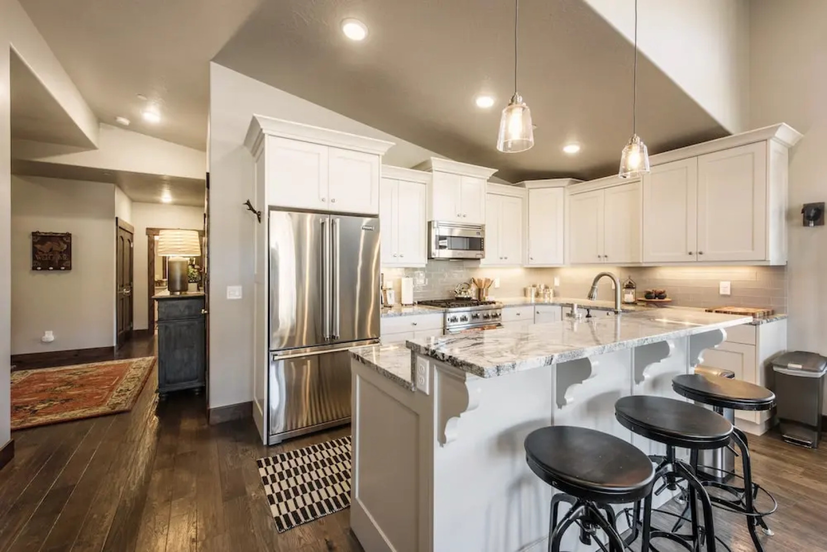 Deer Park Condo #303 3 Bedrooms 2 Bathrooms Condo