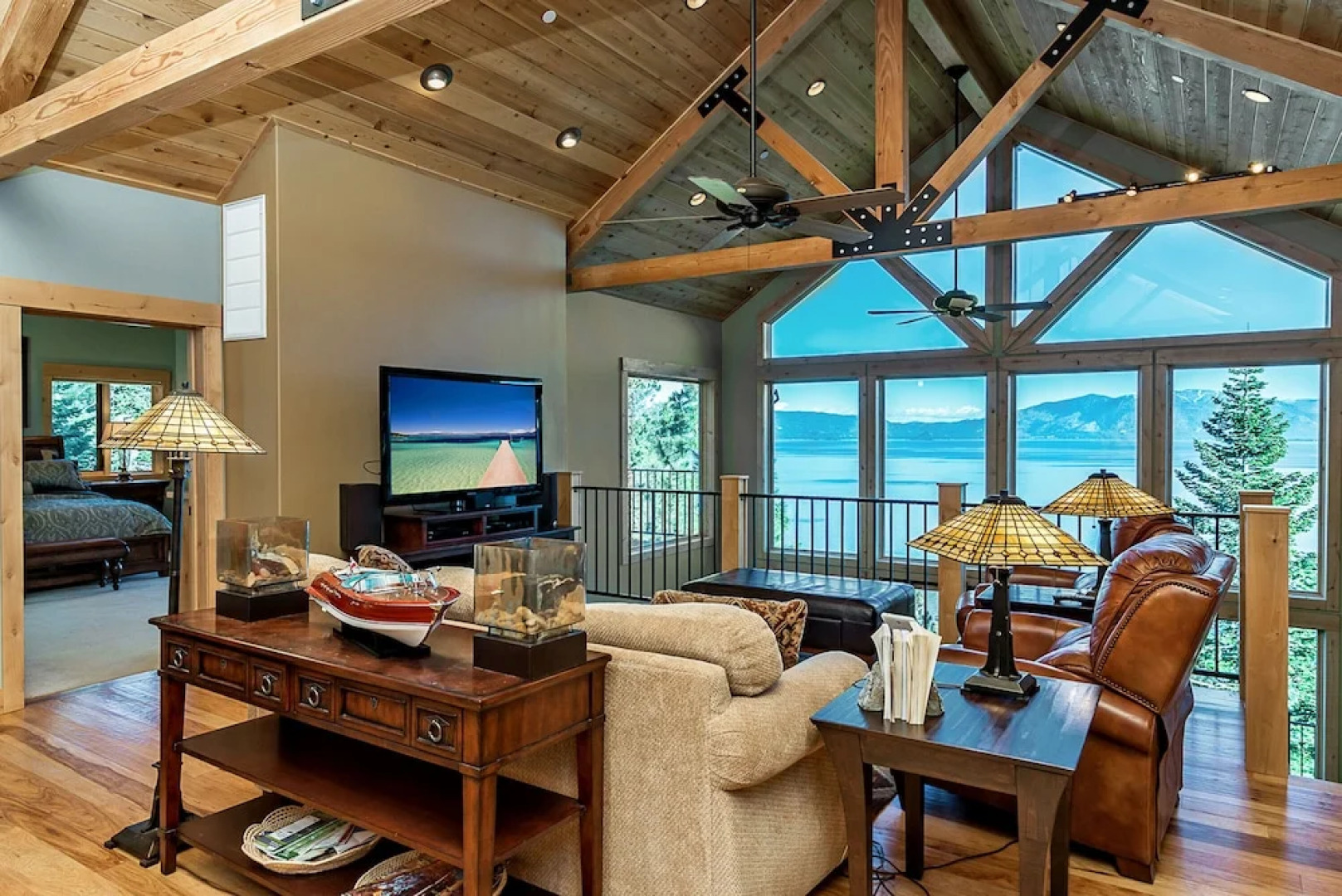 Unforgettable Lake Tahoe Cabin by RedAwning