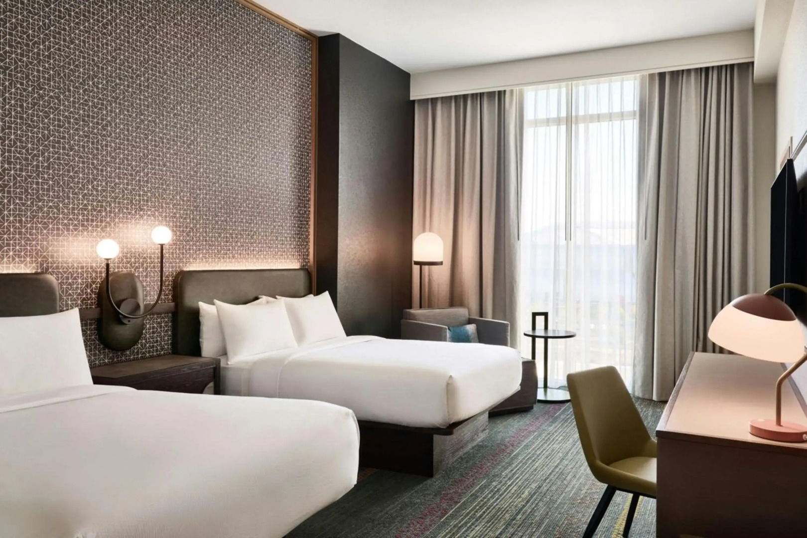 Renaissance® Phoenix Glendale Hotel & Conference Center