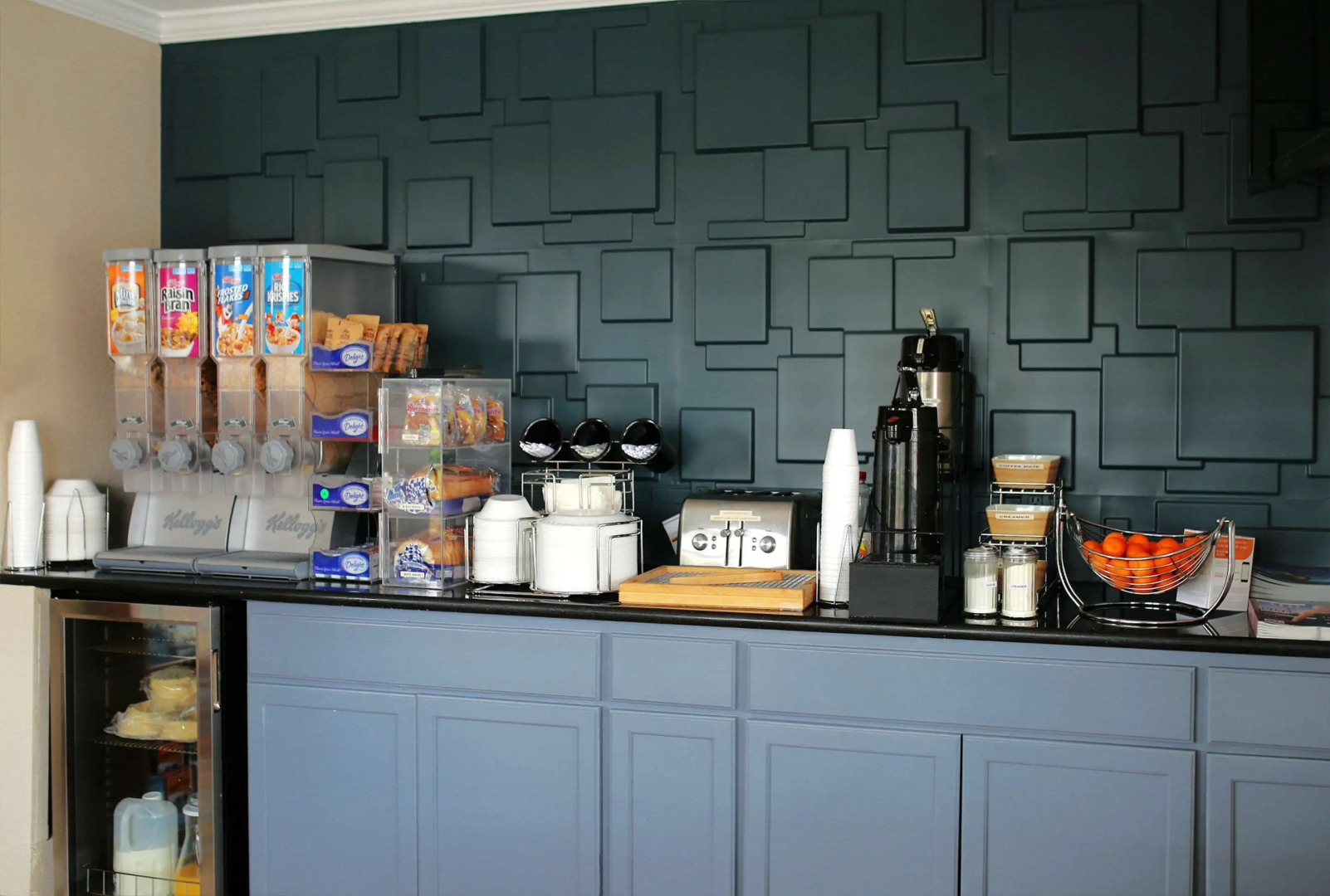 Rodeway Inn Near University-Gateway to Yosemite