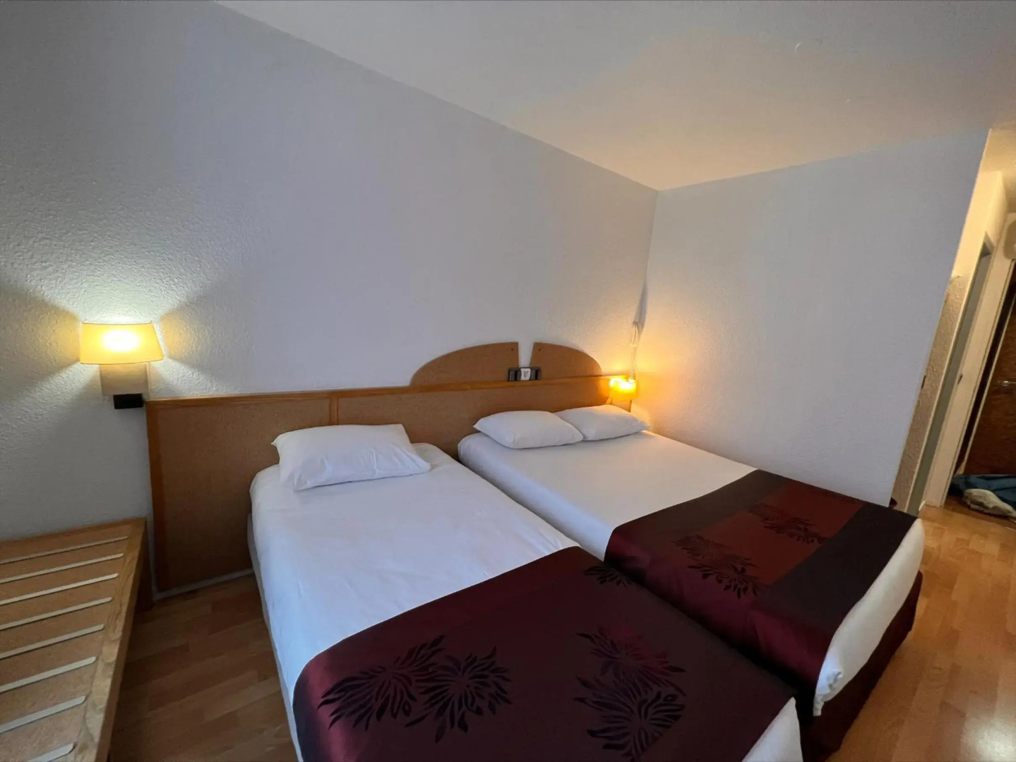 Kyriad Direct Arpajon