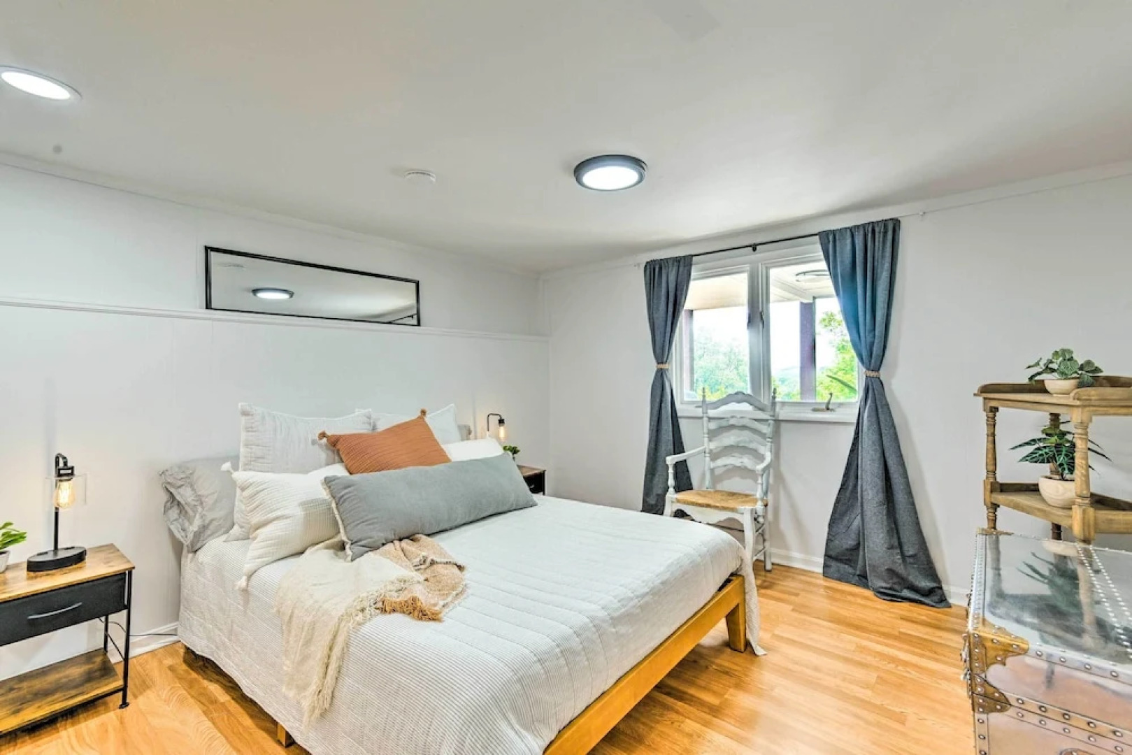 Stylish Franklin Cabin on 6 Private Acres!