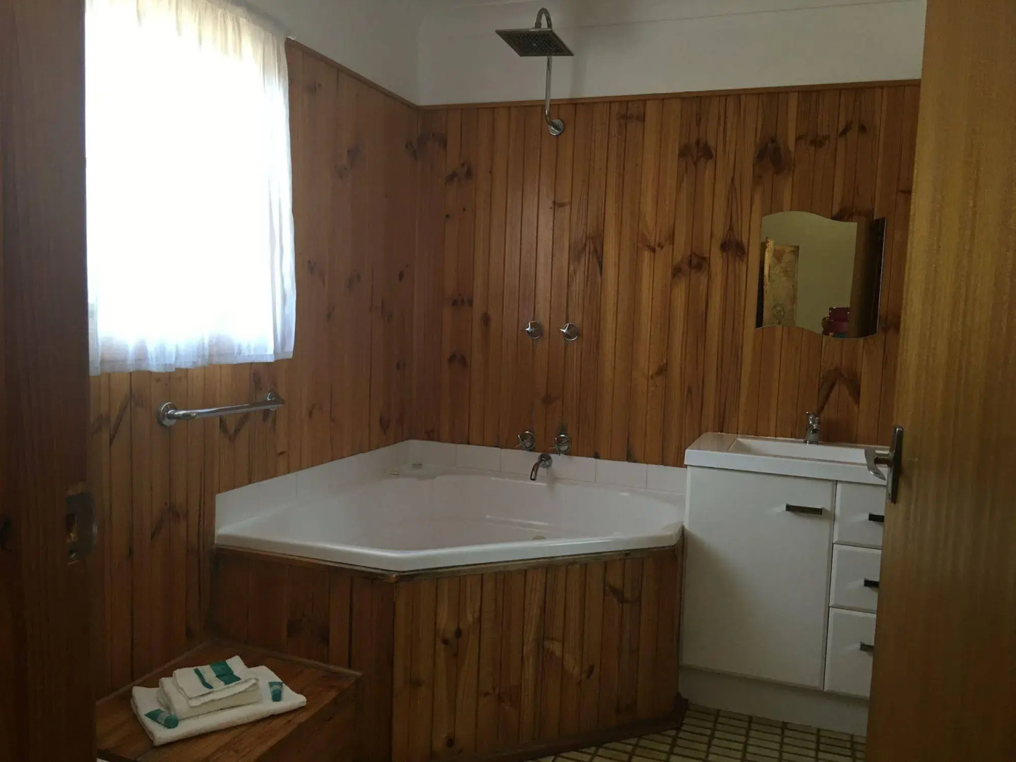 Seppelts View Cabins