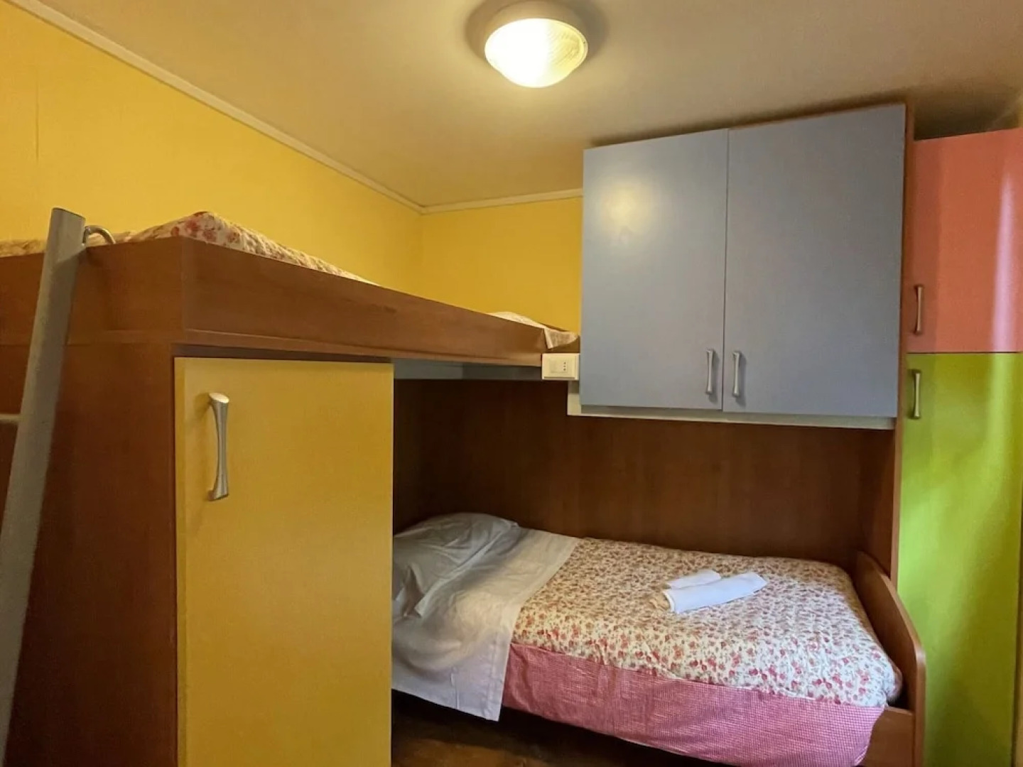 Welcoming Mobile Home in Toscana With Garden