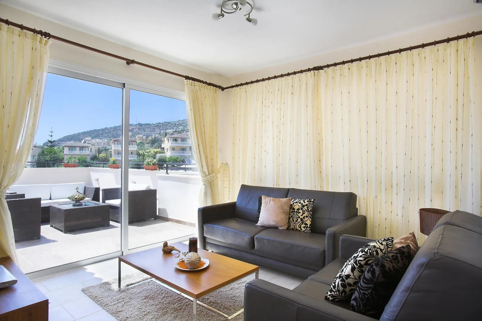 Club Coral View Resort