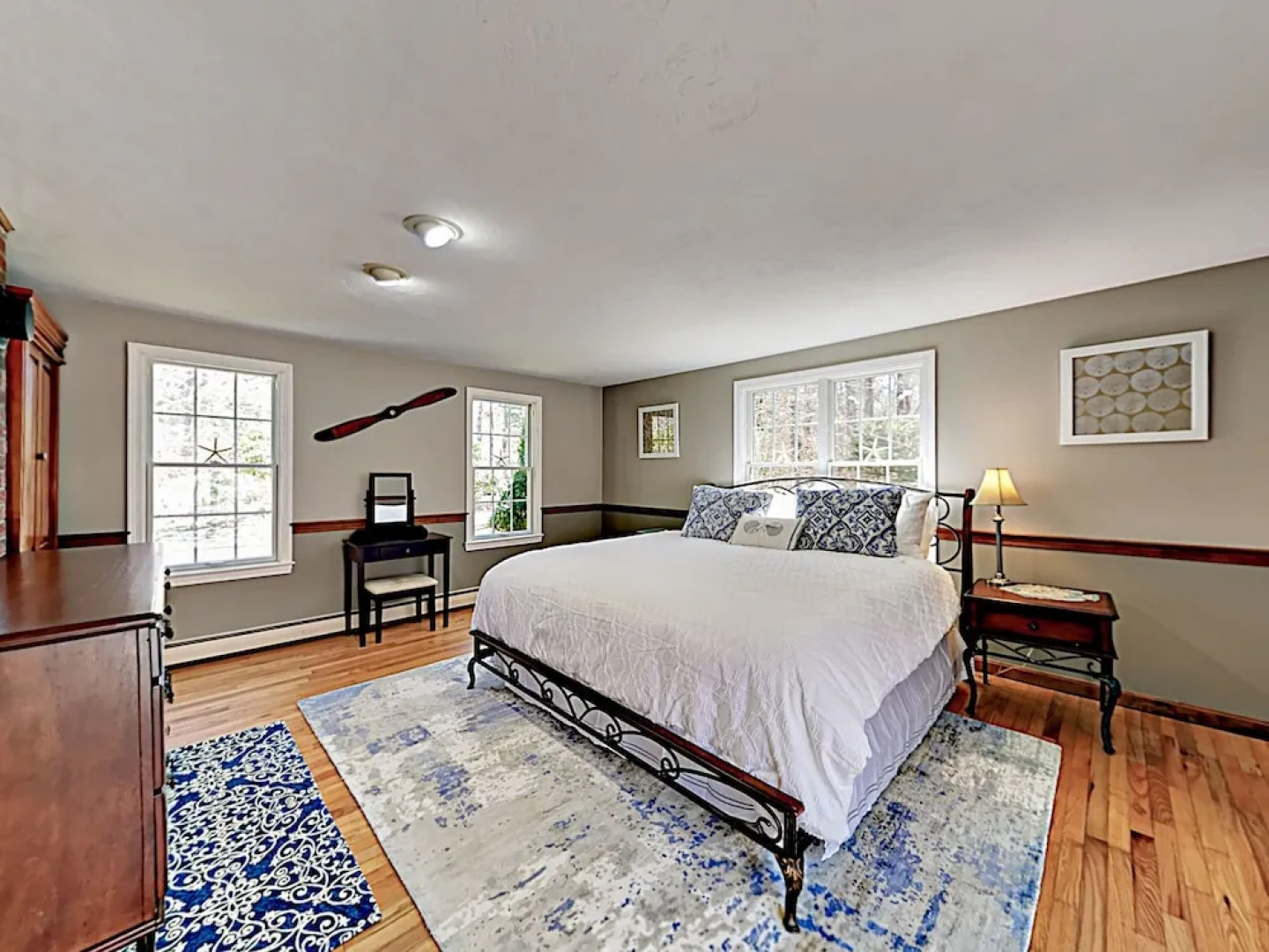 Quiet Family - 4 Br Home