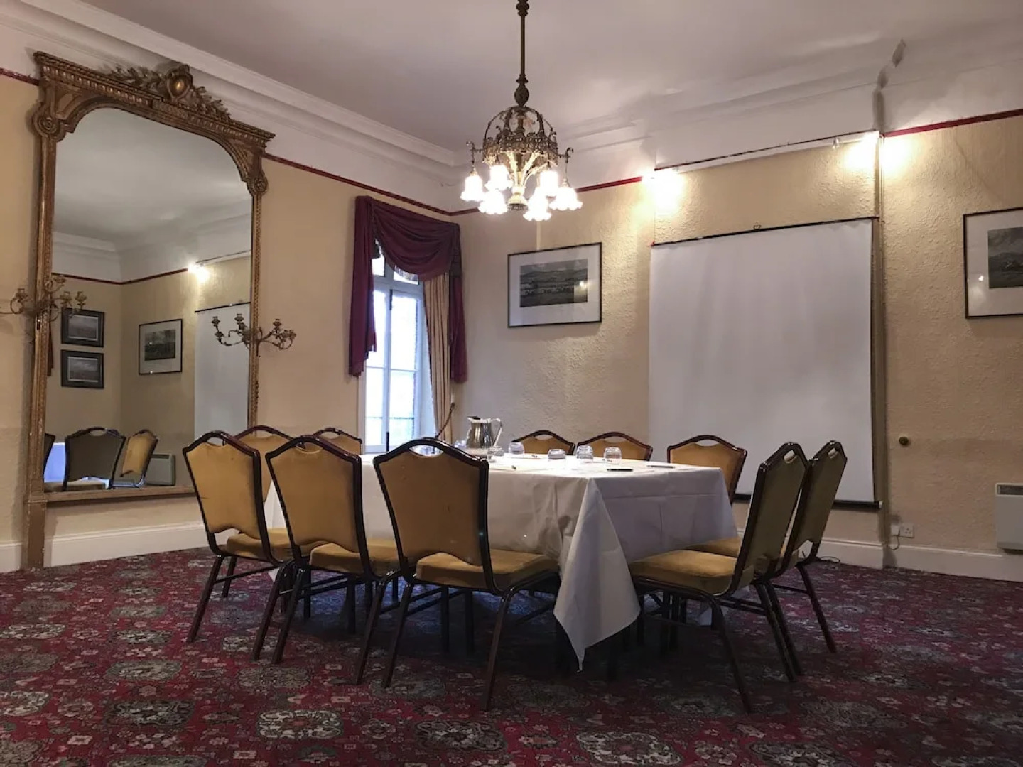 The Club House Hotel