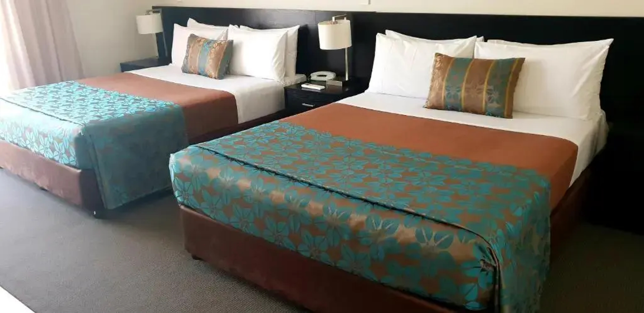 Royal Motel Miles
