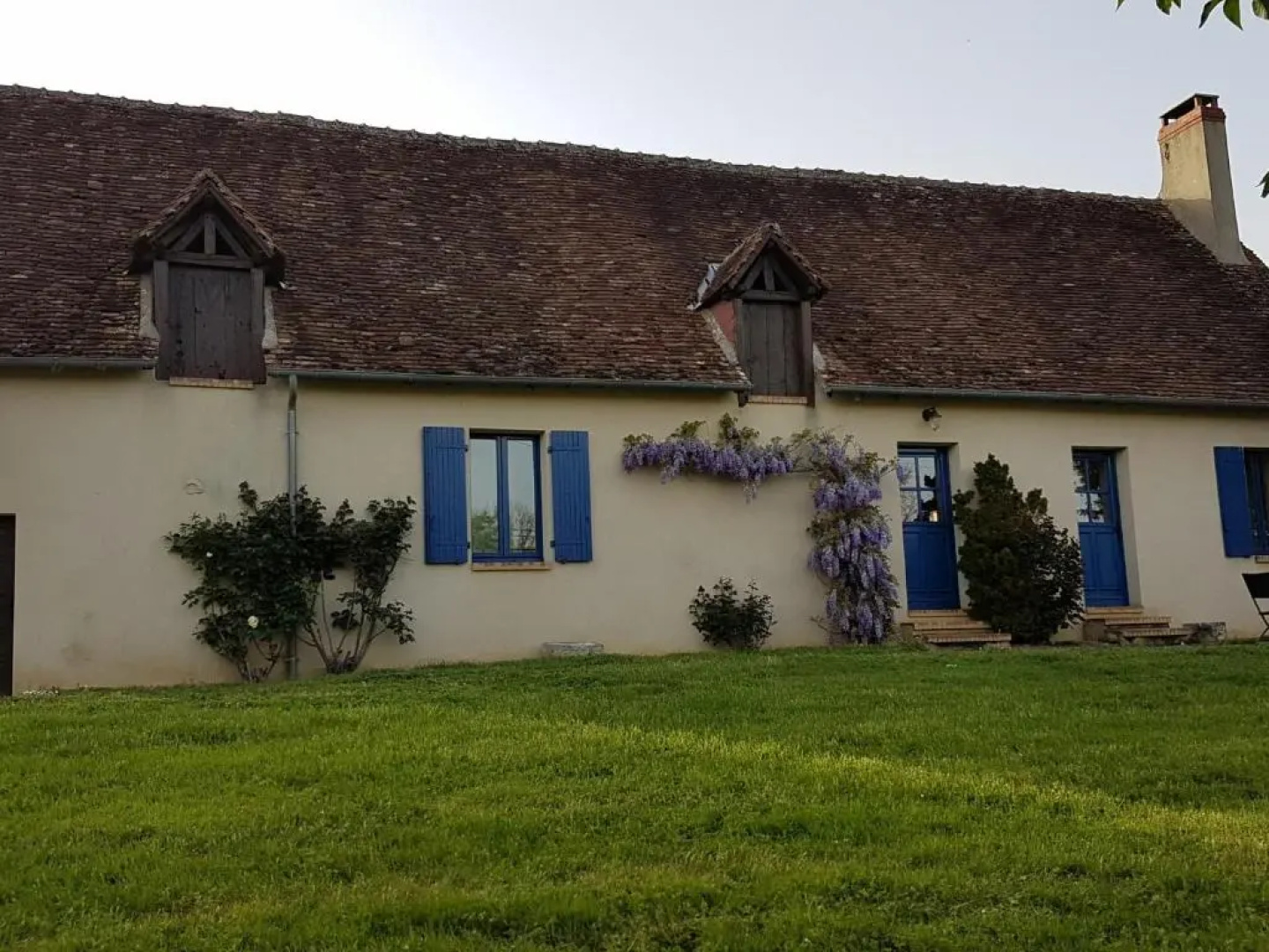 Gîte Sury-en-Vaux, 3 pièces, 4 personnes - FR-1-586-3