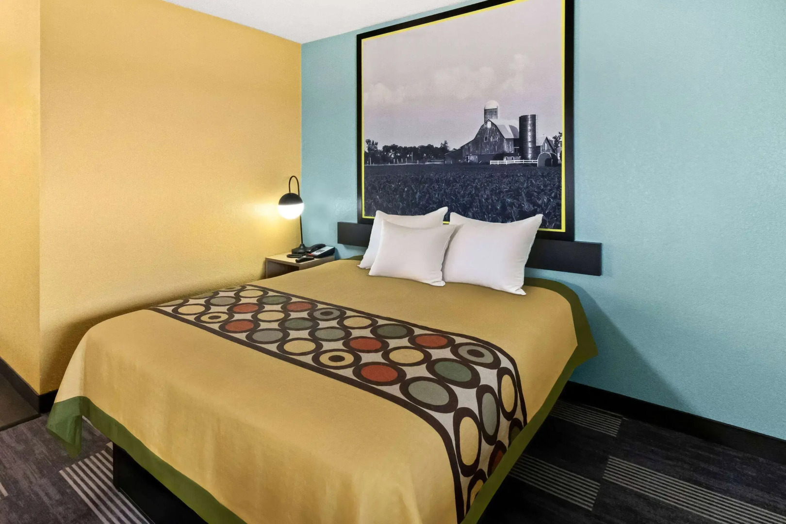 Super 8 by Wyndham Vandalia/Dayton International Airport