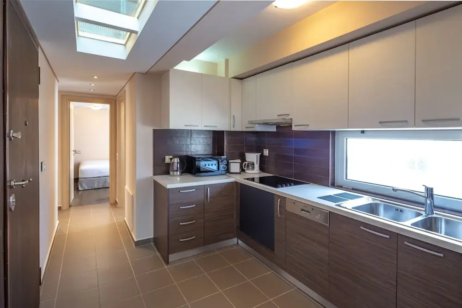 Solon - Deluxe City Center Apartment