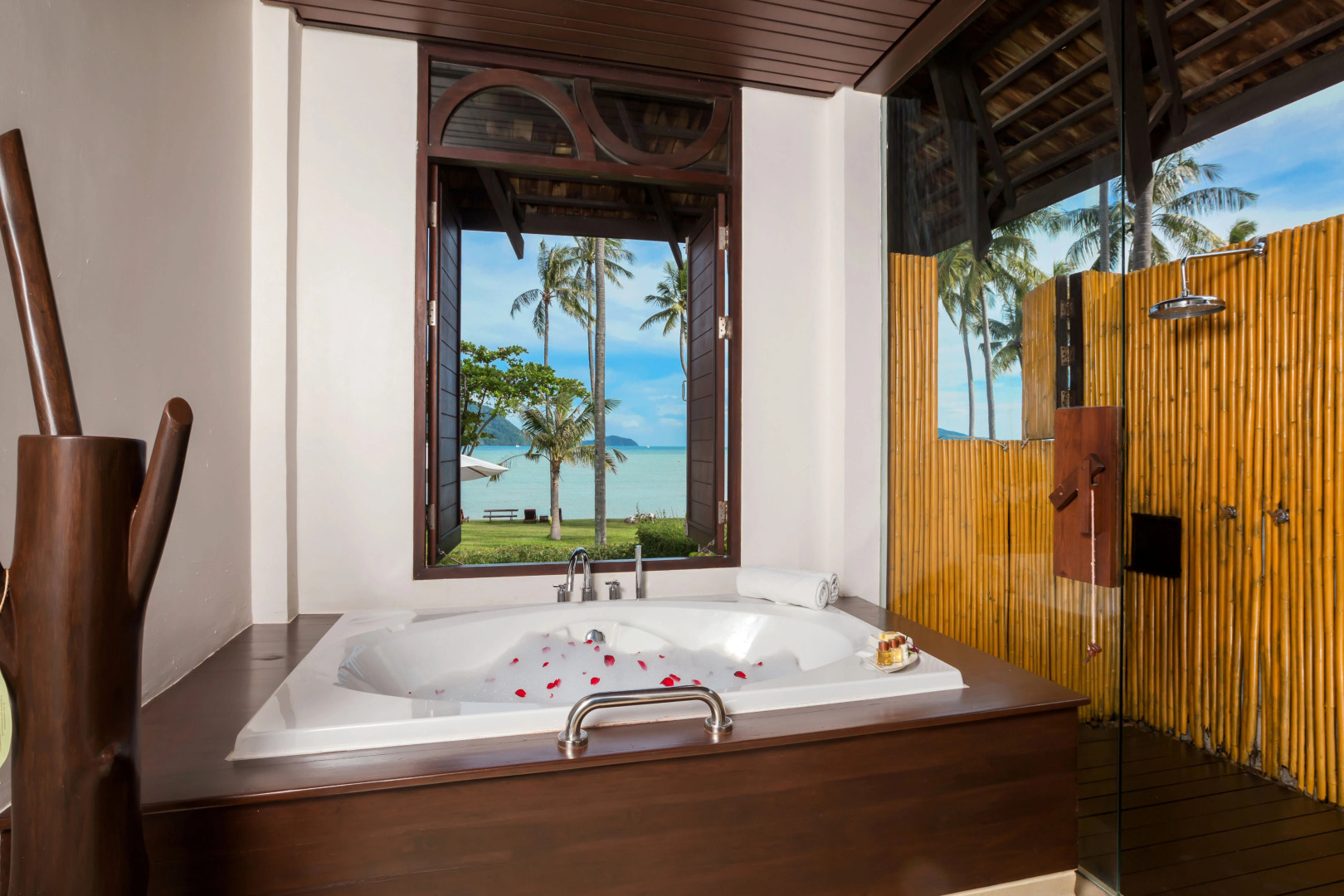 Курортный отель The Vijitt Resort Phuket