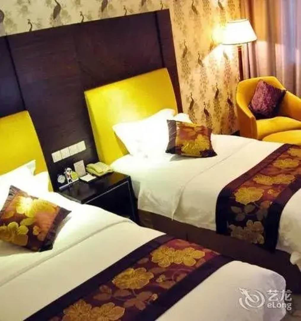 Xiongfei Holiday Hotel - Zigong