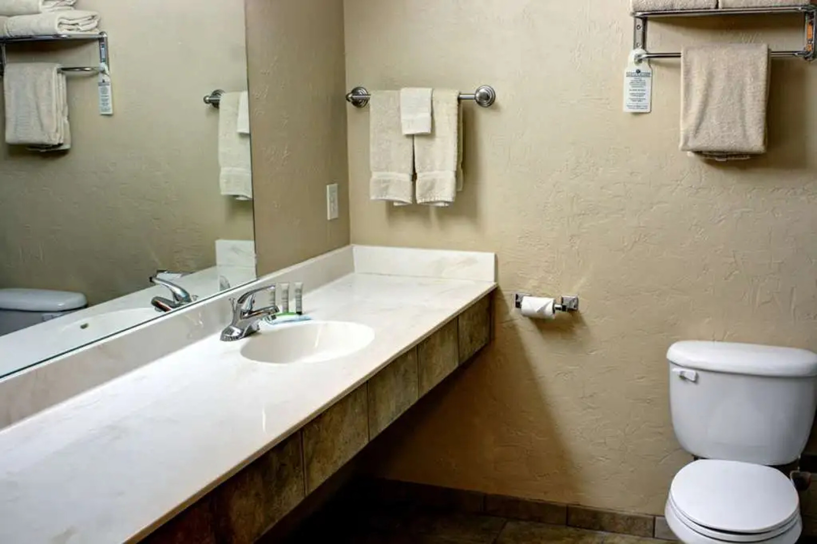 Blue Mountain Inn And Suites