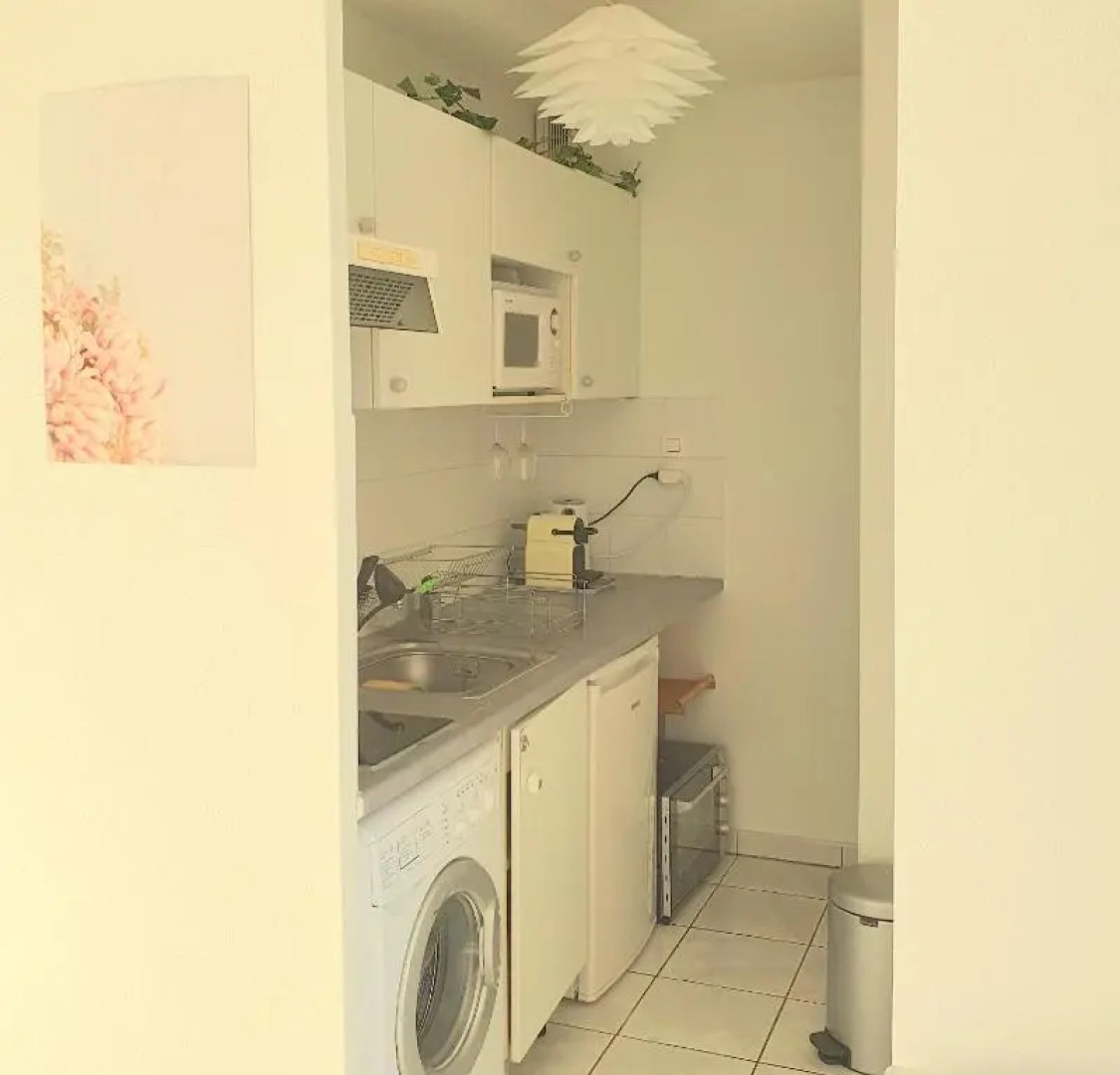 Appartement Colomiers belle vue proche des commodités avec piscine résidentielle