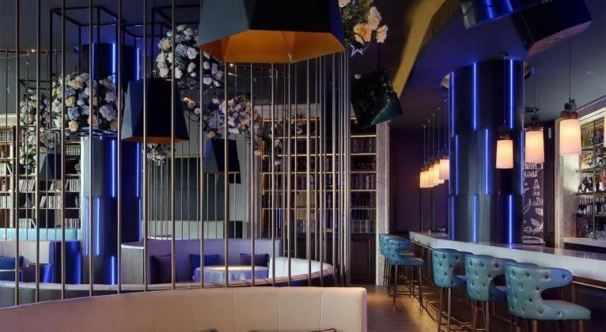 Yading Peninsula Hotel