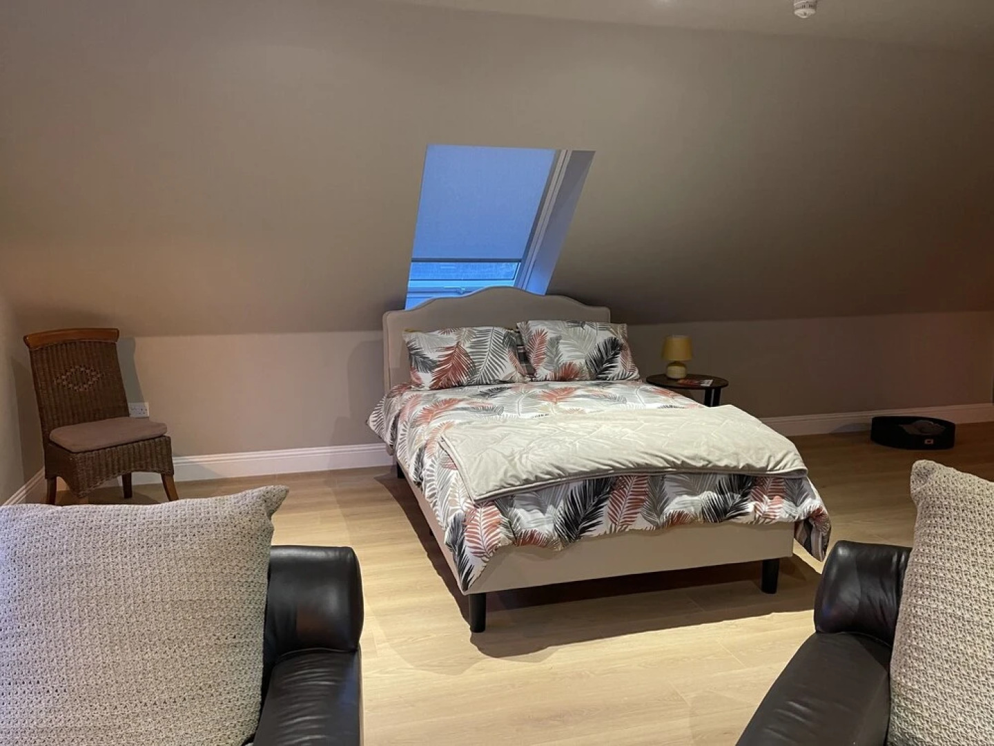 Fabulous Open Plan Studio Retreat - Cowdenbeath