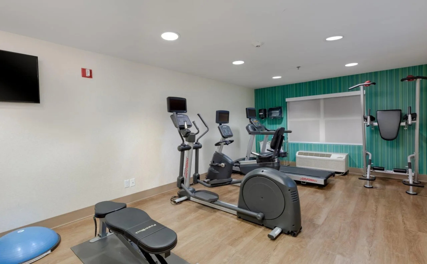 Holiday Inn Express Alpharetta - Roswell by IHG