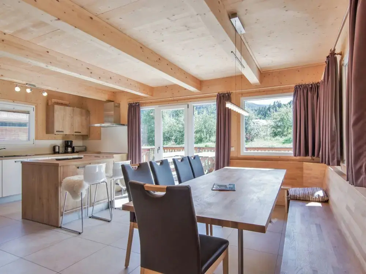 Attractive Chalet With Whirlpool