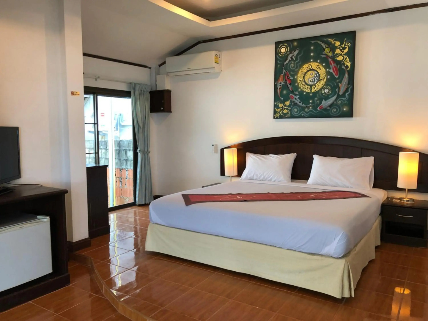 Noble House Beach Resort