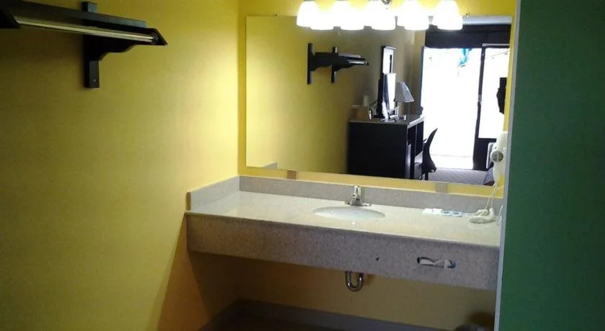 Elkton Lodge - Newark - Elkton - University Gateway