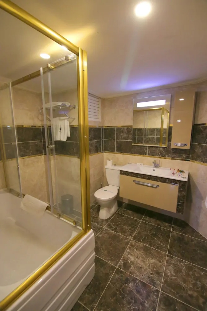 Aykut Palas Otel